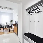 N01 Apartment Im Kuenstlerviertel - Naehe Innenstadt Und Ubahn, 2 Zimmer, 3 Einzelbetten Und Ein Doppelbett